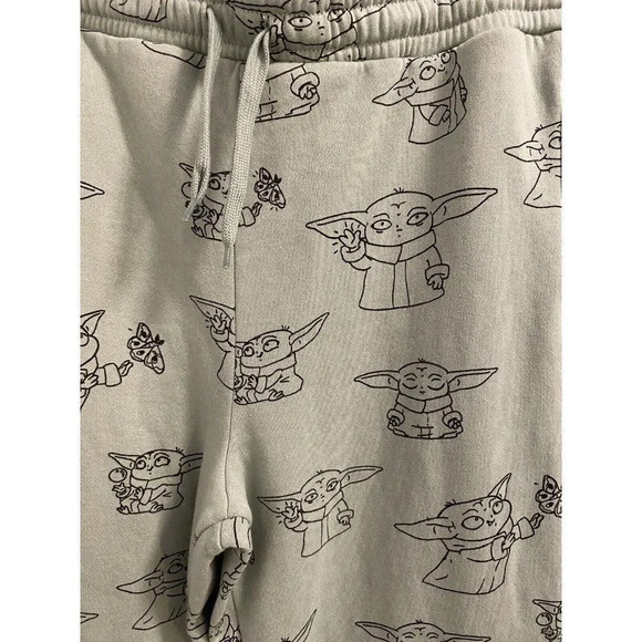 WOMENS STAR WARS BABY YODA PANTS SIZE MEDIUM PERFECT CONDITION - Picture 5 of 7